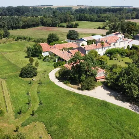 Nyaraló Bons Bois_Le Logis De L'Epiniere_Gite De Charme